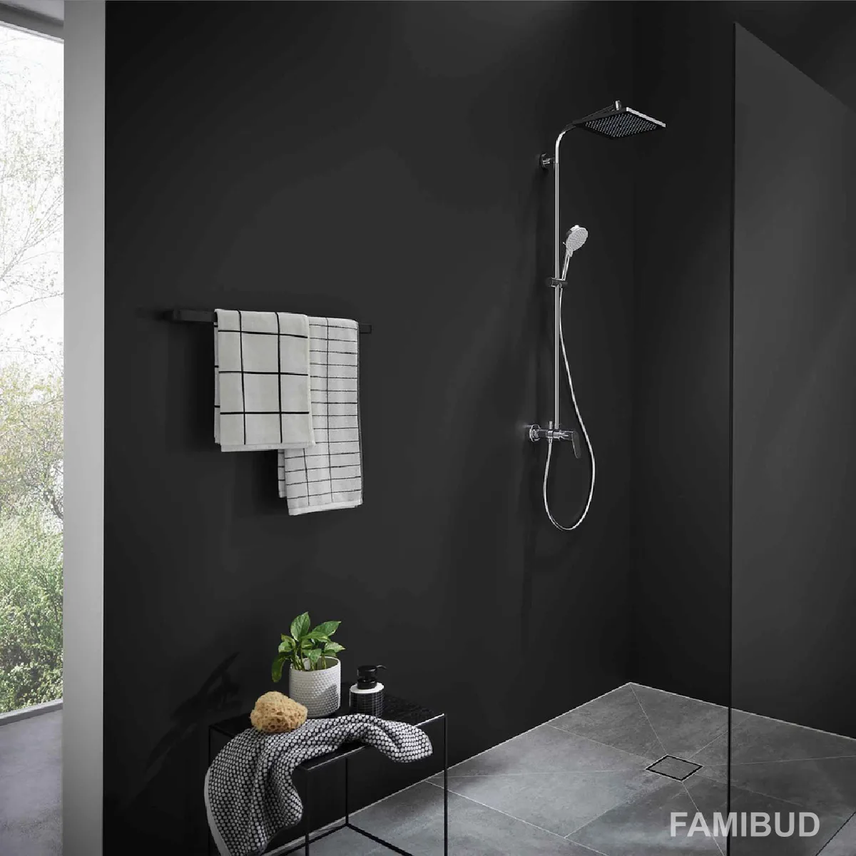 Crometta E 240 1jet Showerpipe Душова система з одноважільнийним змішувачем, Хром, Hansgrohe