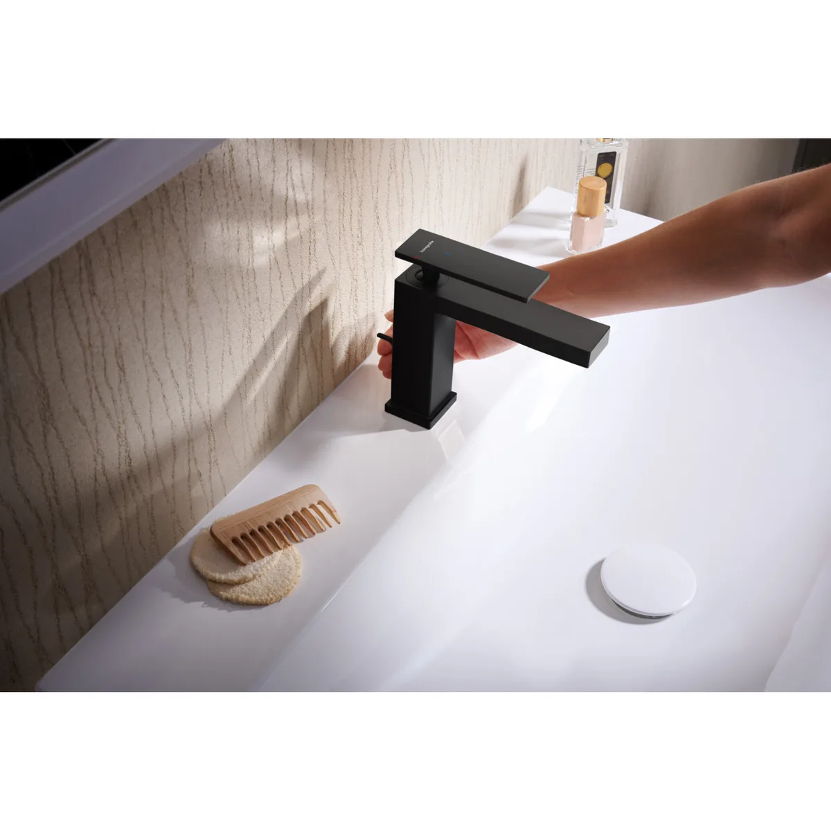 Tecturis E змішувач для умивальника 110 одноважільний push-open Eco Smart, Чорний матовий, Hansgrohe