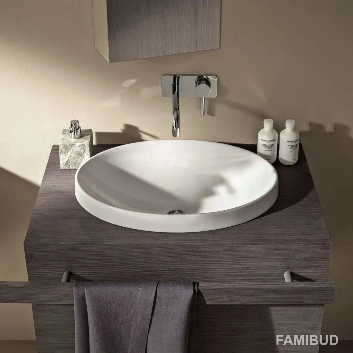 Умивальник VariForm 40 500.703.01.2, Кругла, Geberit