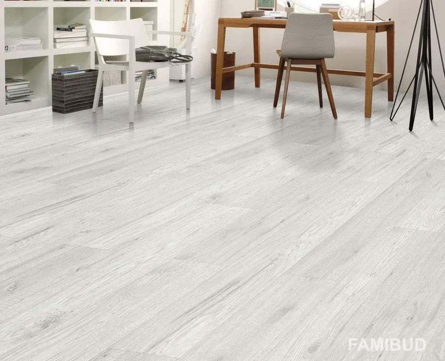 Ламінат Natural Touch Standard Plank 34142 Хікорі Fresno, Kaindl