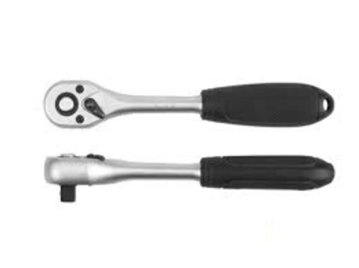 Тріщатка: квадрат M=1/4"(6,3 мм), L=146 мм, пластикова ручка, YATO